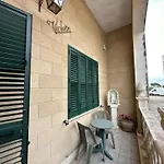 Il Giardino Di Violetta بيت للعطل Botrugno