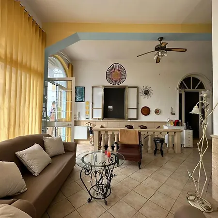 Il Giardino Di Violetta Ferienhaus Botrugno